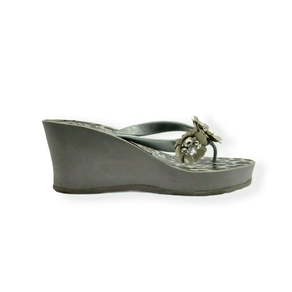 BCBGeneration PL-Skyla Women 9M‎ Silver Floral Wedge Sandals